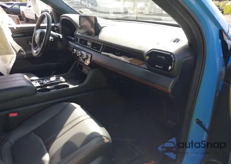 2025 Honda Pilot Trailsport из США, поврежденный, VIN 5FNYG1H67SB028024